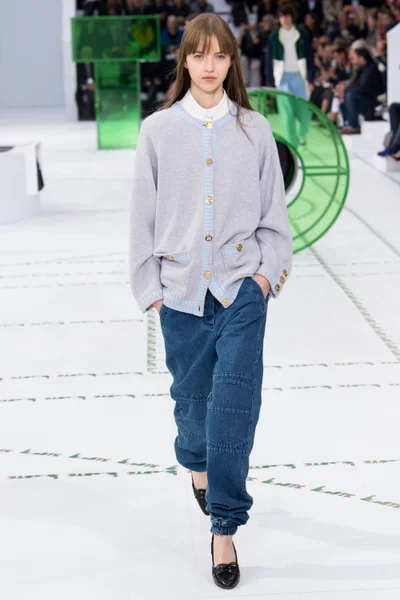 Look 9
